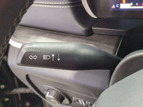 Used 2022 Jeep Grand Cherokee L Limited image 24