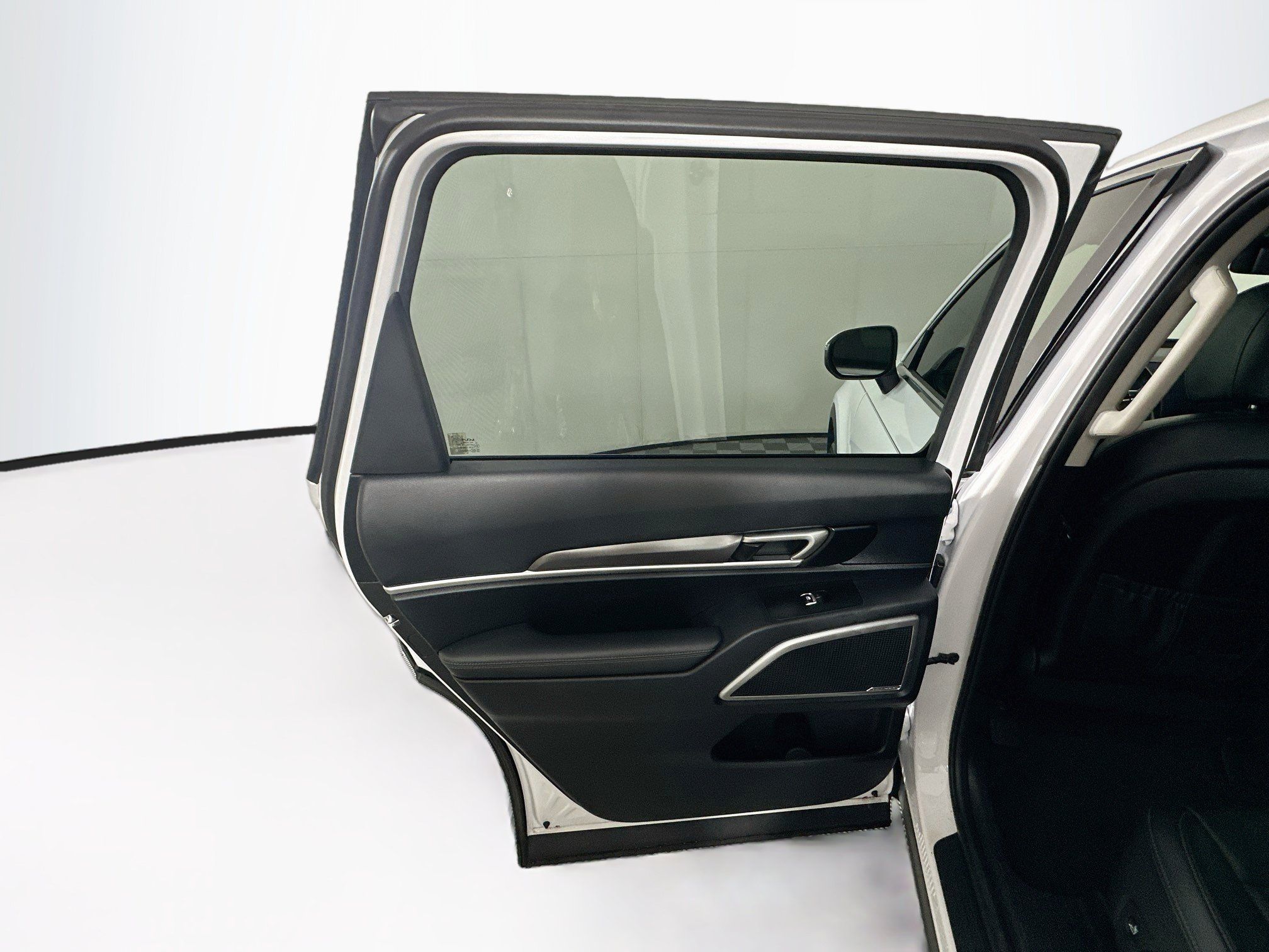 Used 2025 Kia Telluride LX FWD image 26