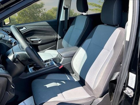 Used 2018 Ford Escape SE FWD image 24