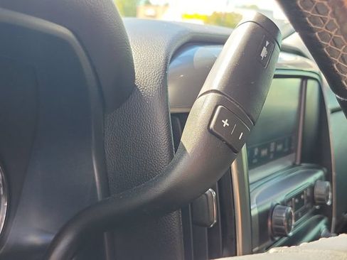 Used 2018 Chevrolet Silverado 1500 LT w/ All Star Edition AWD/4WD image 12