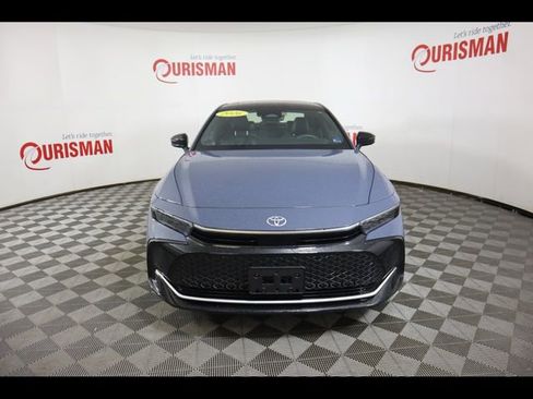 Used 2026 Toyota Crown Limited w/ Advanced Technology Package image 20