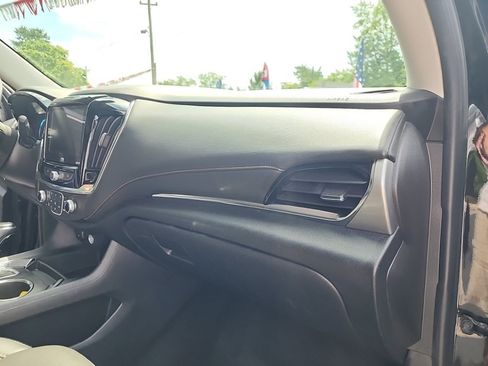 Used 2018 Chevrolet Traverse LT AWD/4WD image 27