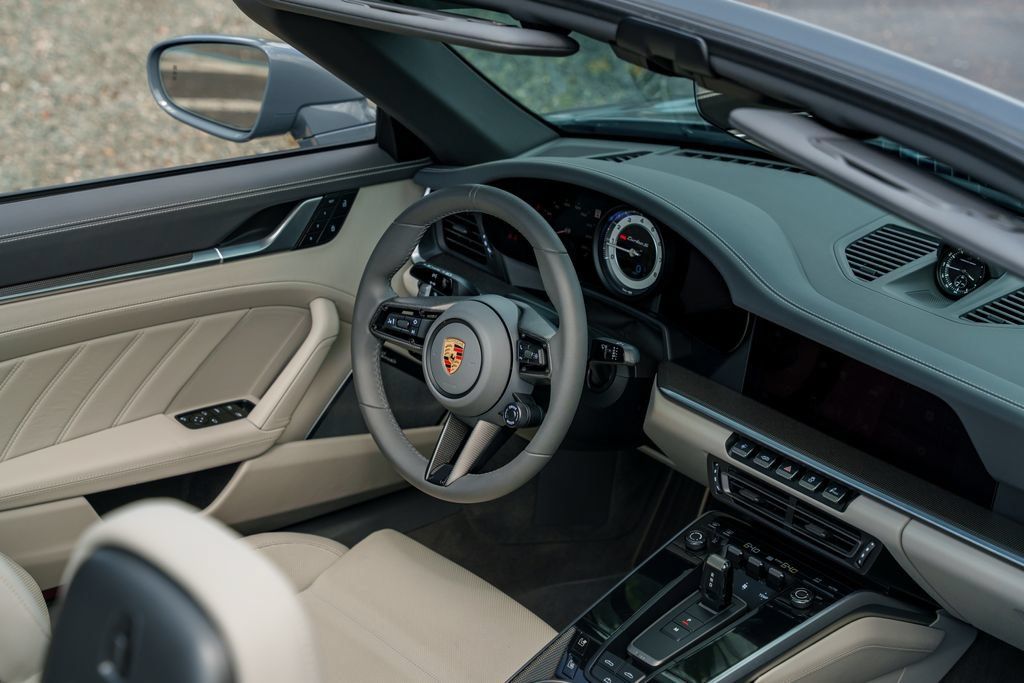 Used 2025 Porsche 911 Turbo S AWD/4WD image 10
