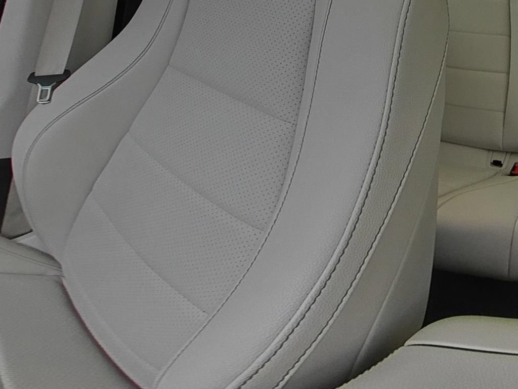 Used 2023 Mercedes-Benz GLE 350 4MATIC image 12