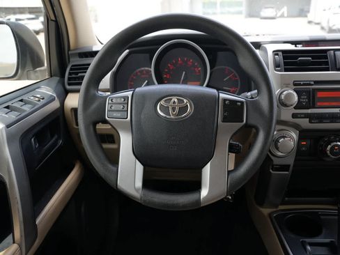 Used 2012 Toyota 4Runner SR5 RWD image 9