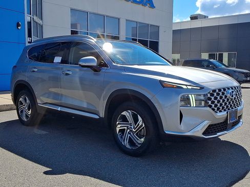 Used 2023 Hyundai Santa Fe SEL w/ Premium Package AWD/4WD image 3