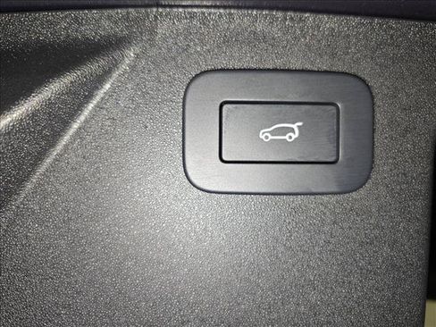 Used 2025 Land Rover Discovery Sport S AWD/4WD image 13