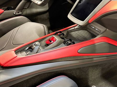 Used 2024 Lamborghini Revuelto AWD/4WD image 13