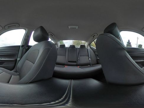 Used 2025 Nissan Altima 2.5 SV FWD image 42