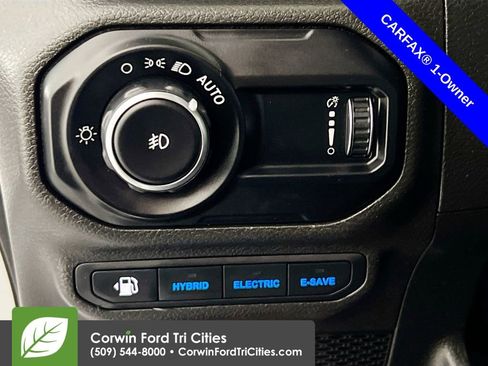 Used 2023 Jeep Wrangler Unlimited Sahara w/ Cold Weather Group image 19