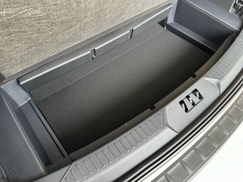 New 2026 Ford Explorer ST RWD image 29