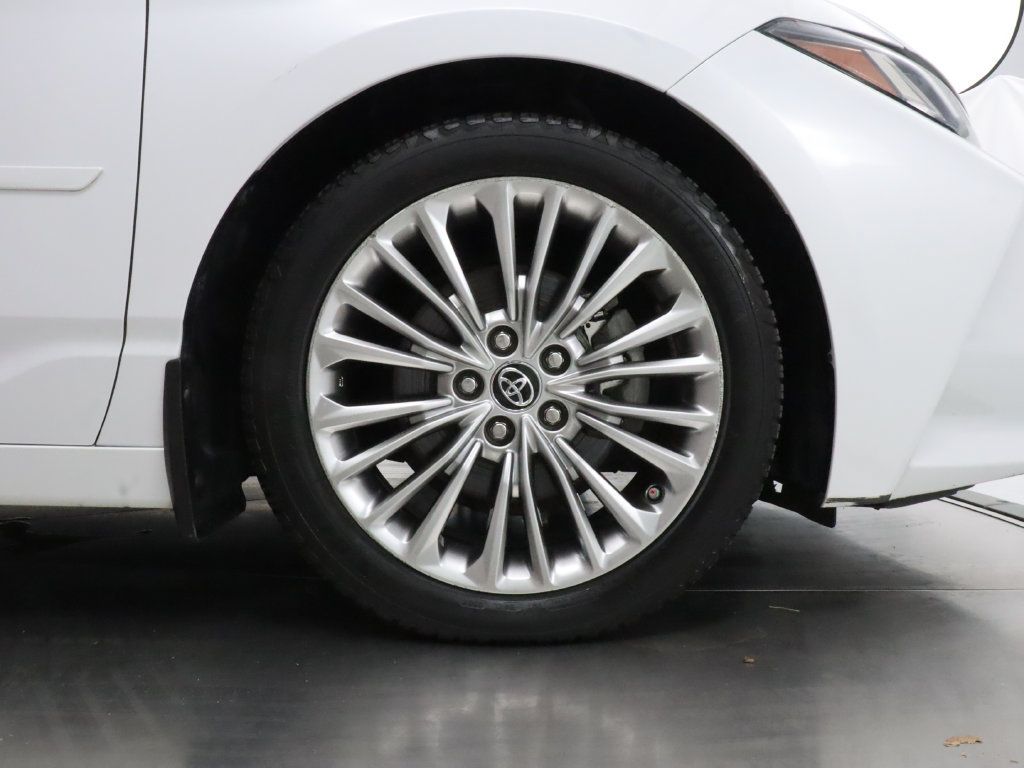 Used 2019 Toyota Avalon Limited w/ Advanced Safety Package FWD image 39