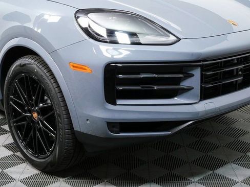 New 2026 Porsche Cayenne Coupe image 39