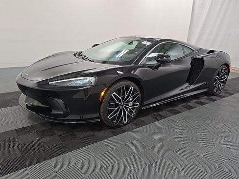 Used 2025 McLaren GTS RWD image 8
