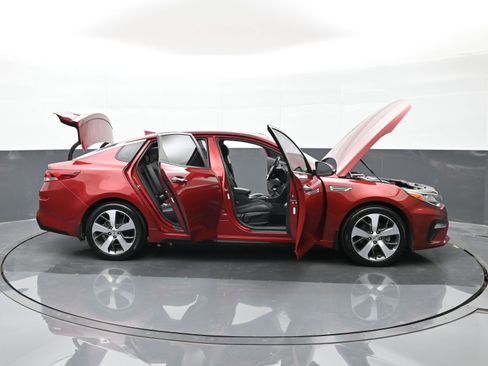 Used 2019 Kia Optima S image 48