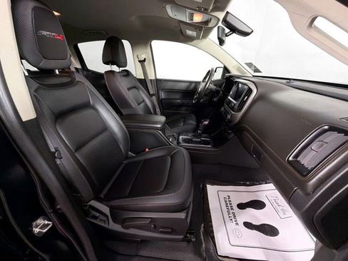 Used 2022 GMC Canyon AT4 image 28