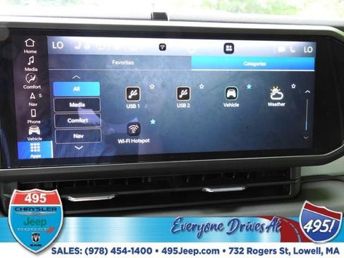 Used 2024 Jeep Wrangler Sahara w/ Technology Group image 26