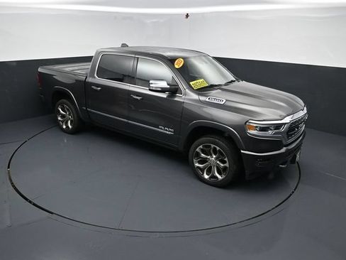 Used 2022 RAM 1500 Limited w/ Body-Colour Bumper Group AWD/4WD image 38