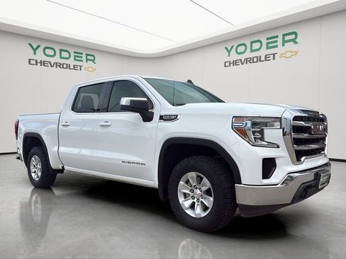 Used 2021 GMC Sierra 1500 SLE image 2