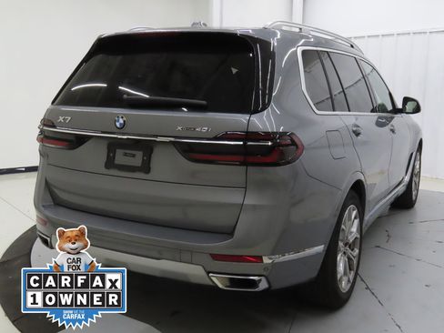 Used 2025 BMW X7 xDrive40i image 3
