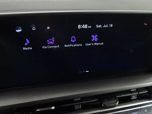 Used 2024 Kia Telluride S image 30