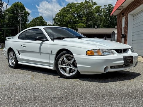 Used 1997 Ford Mustang Cobra RWD image 24