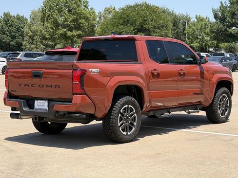 Certified 2025 Toyota Tacoma TRD Sport AWD/4WD image 4
