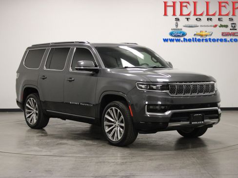 Used 2022 Jeep Grand Wagoneer Series II w/ Flexible Seating Group AWD/4WD image 1