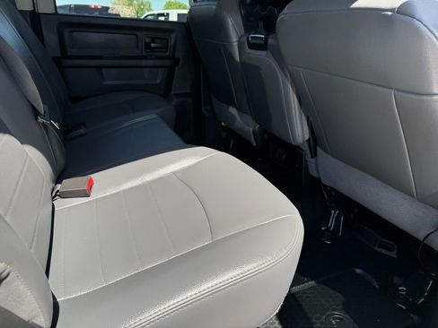 Used 2018 RAM 2500 Tradesman w/ Chrome Appearance Group AWD/4WD image 23