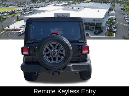 Certified 2023 Jeep Wrangler Sport AWD/4WD image 21
