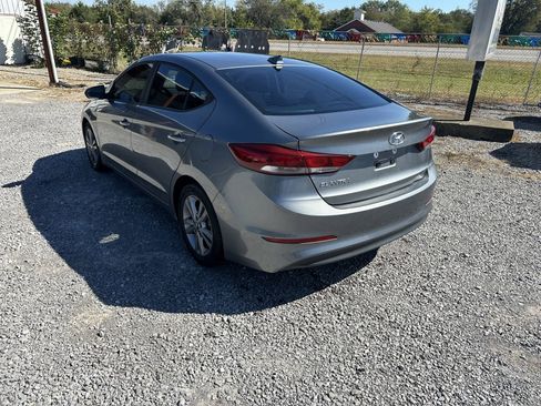 Used 2018 Hyundai Elantra SEL image 6