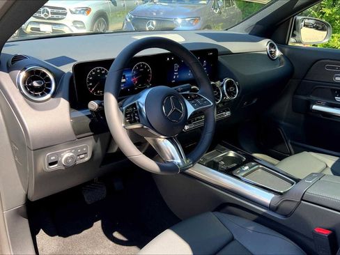 Certified 2026 Mercedes-Benz GLA 250 4MATIC image 9