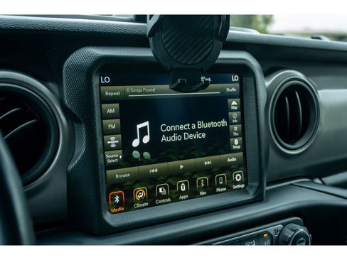 Used 2021 Jeep Wrangler Unlimited Sport image 23