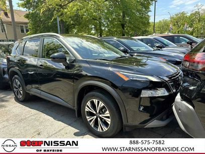 Certified 2022 Nissan Rogue SV w/ SV Premium Package