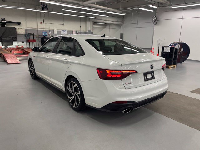 Certified 2024 Volkswagen Jetta GLI Autobahn FWD image 2