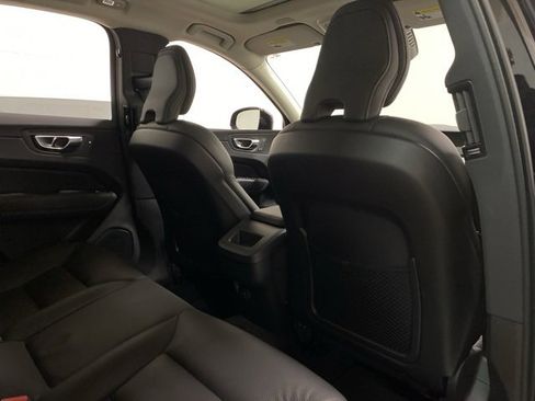Used 2025 Volvo XC60 B5 Plus image 76