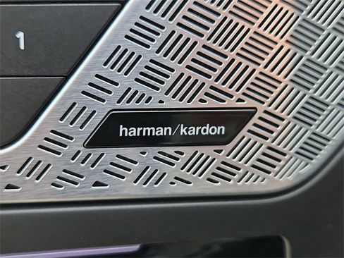 Used 2024 BMW X1 M35i w/ Premium Package image 5