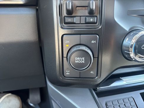 Used 2025 Ford F350 Lariat w/ Lariat Ultimate Package image 26