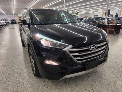 Used 2017 Hyundai Tucson Sport AWD/4WD image 4