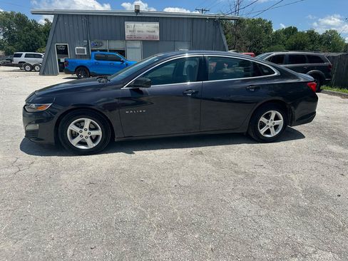 Used 2022 Chevrolet Malibu LS FWD image 9