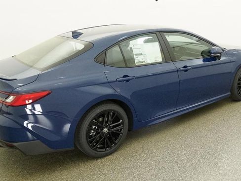 New 2026 Toyota Camry SE image 17