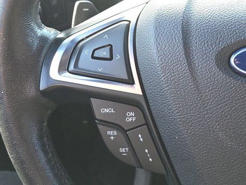Used 2019 Ford Fusion Titanium AWD/4WD image 37