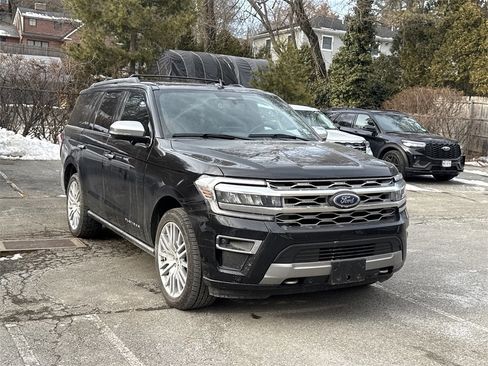 Used 2024 Ford Expedition Platinum image 1