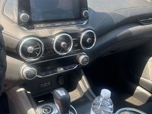 Used 2020 Nissan Sentra SV FWD image 16