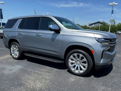Used 2024 Chevrolet Tahoe Premier RWD image 2