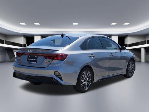 Used 2024 Kia Forte GT-Line w/ GT-Line Premium Package FWD image 6