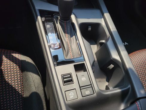 New 2027 Nissan Sentra SR w/ Floor Mat Package FWD image 23