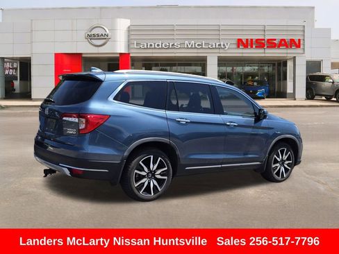 Used 2021 Honda Pilot Touring image 3