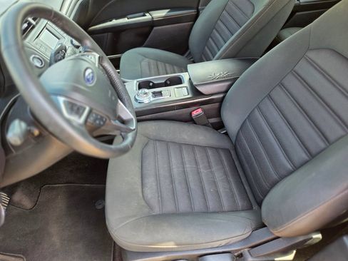 Used 2018 Ford Fusion S w/ Equipment Group 101A FWD image 15
