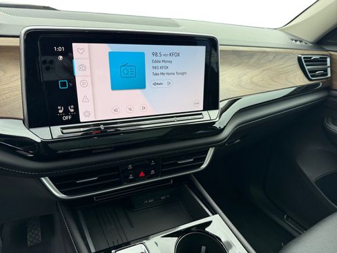 New 2026 Volkswagen Atlas SE image 12